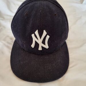 New York Yankees New Era 7 1/4 Baseball Cap